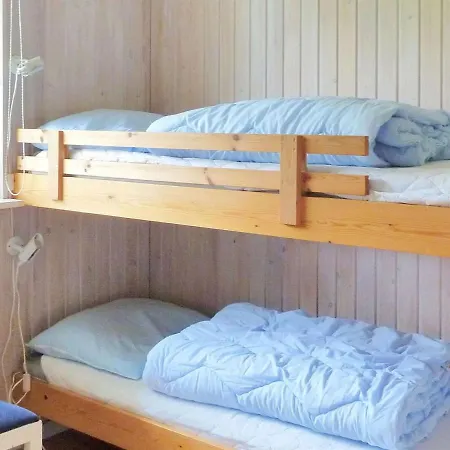 בית נופש Jouko - 400m From The Sea In Djursland And Mols By Interhome *