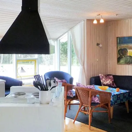 בית נופש Jouko - 400m From The Sea In Djursland And Mols By Interhome